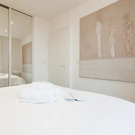 Mouette Yhoost Apartment *